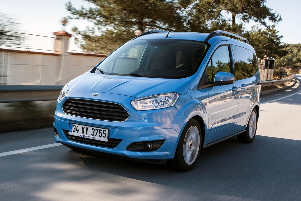 1497006273_Ford_Tourneo_Courier