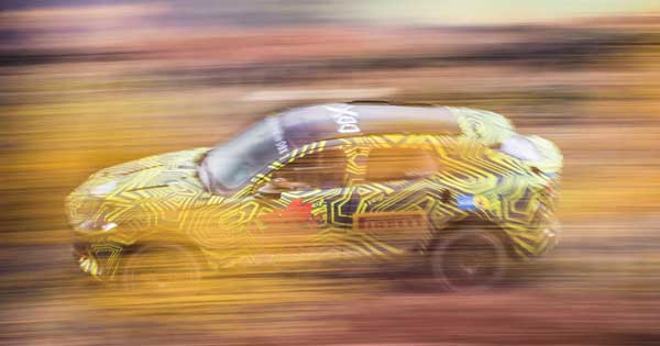Aston Martin’in İlk ‘SUV’u ‘DBX’ Sahneye Çıkmaya Hazırlanıyor