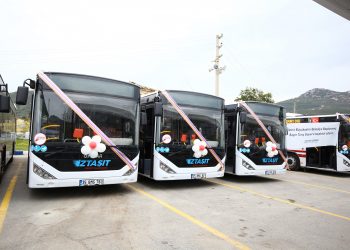 Otokar’ın Centro ve Kent LF’leri  Yeni Foça’da Hizmete Başladı