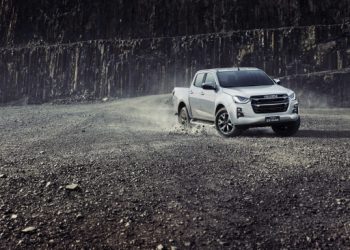 Isuzu D-Max yenilenen ön yüzü ile pazarda daha güçlü ve iddialı…