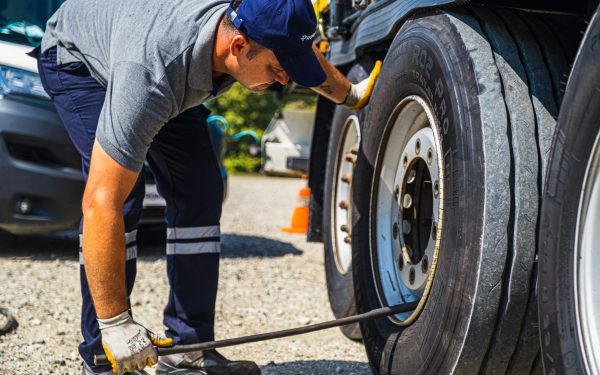 ProTime: Yolda kalanların her koşulda yanında…