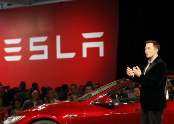 Elon Musk ve Tesla nasıl başarılı oldu?