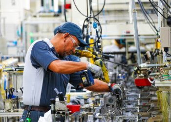 Nissan Yokohama Fabrikası 40 Milyonuncu Motorunu Üretti