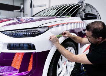 “Kişiye Özel Bir Kostüm Gibi”: Audi Q6 E-tron