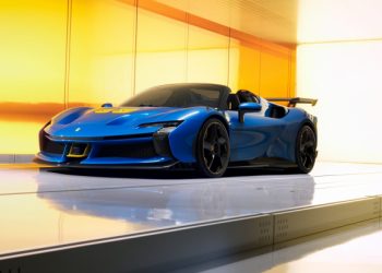 FERRARI Sf90 Xx Stradale Ve Sf90 Xx Spıder Xx