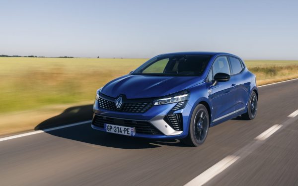Segmentinin Lideri Renault Clio, Yenilenen Özellikleriyle Türkiye’de…