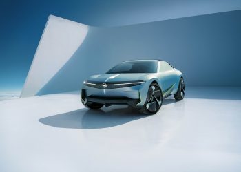 Opel, 15 Farklı Elektrikli Modeli ile 2023 Yılını Dolu Dolu Geçirdi!